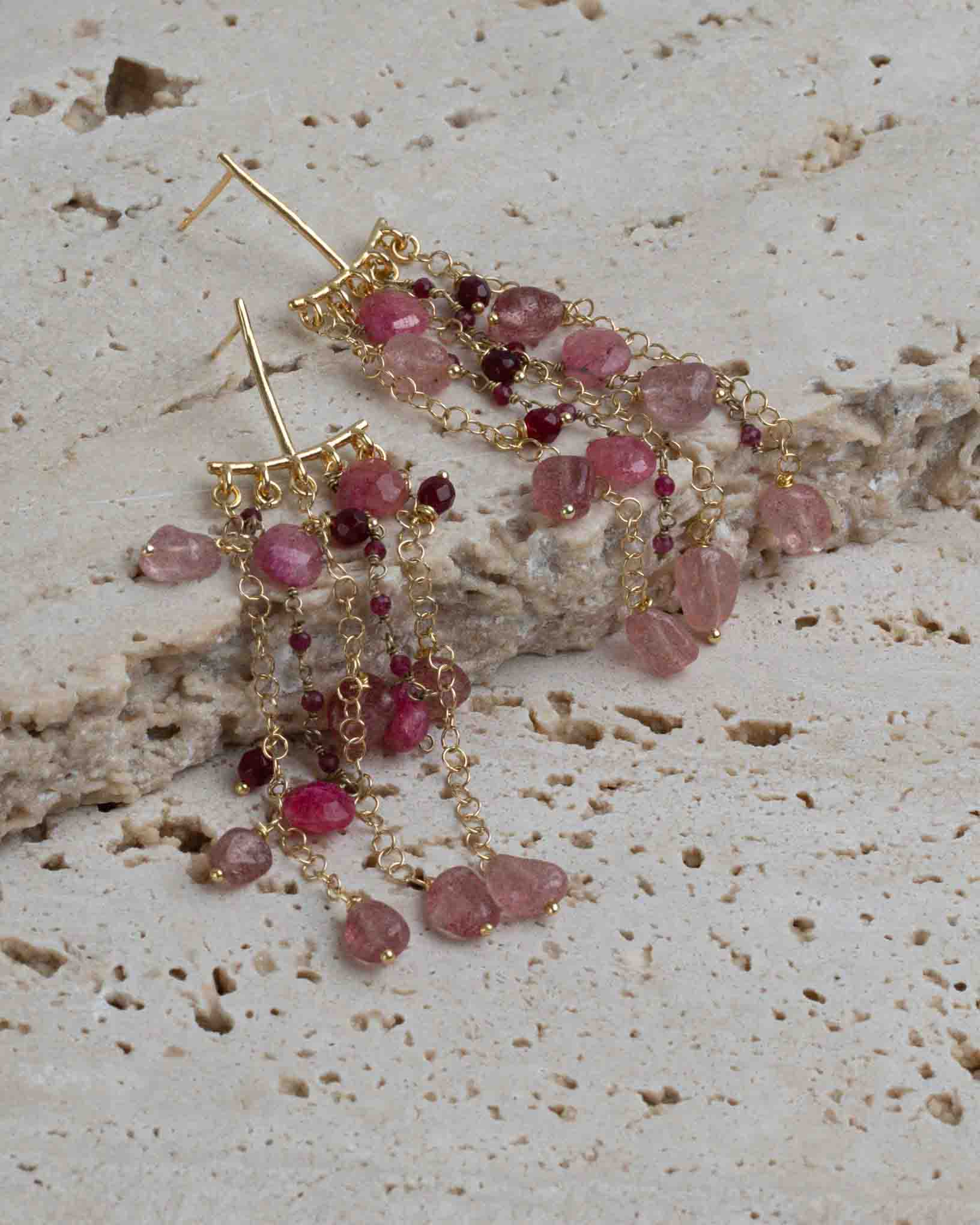 Ohrring Geranium aus der Kollektion I giardini la Mortella von Donna Rachele Jewelry