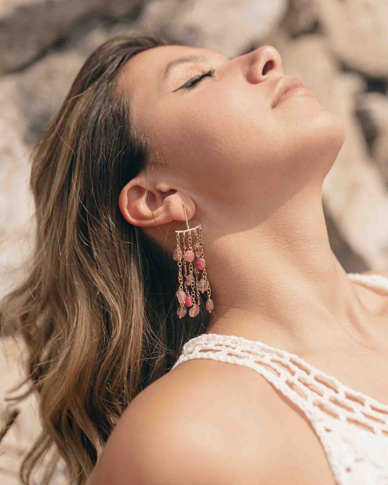 Ohrring Geranium aus der Kollektion I giardini la Mortella von Donna Rachele Jewelry