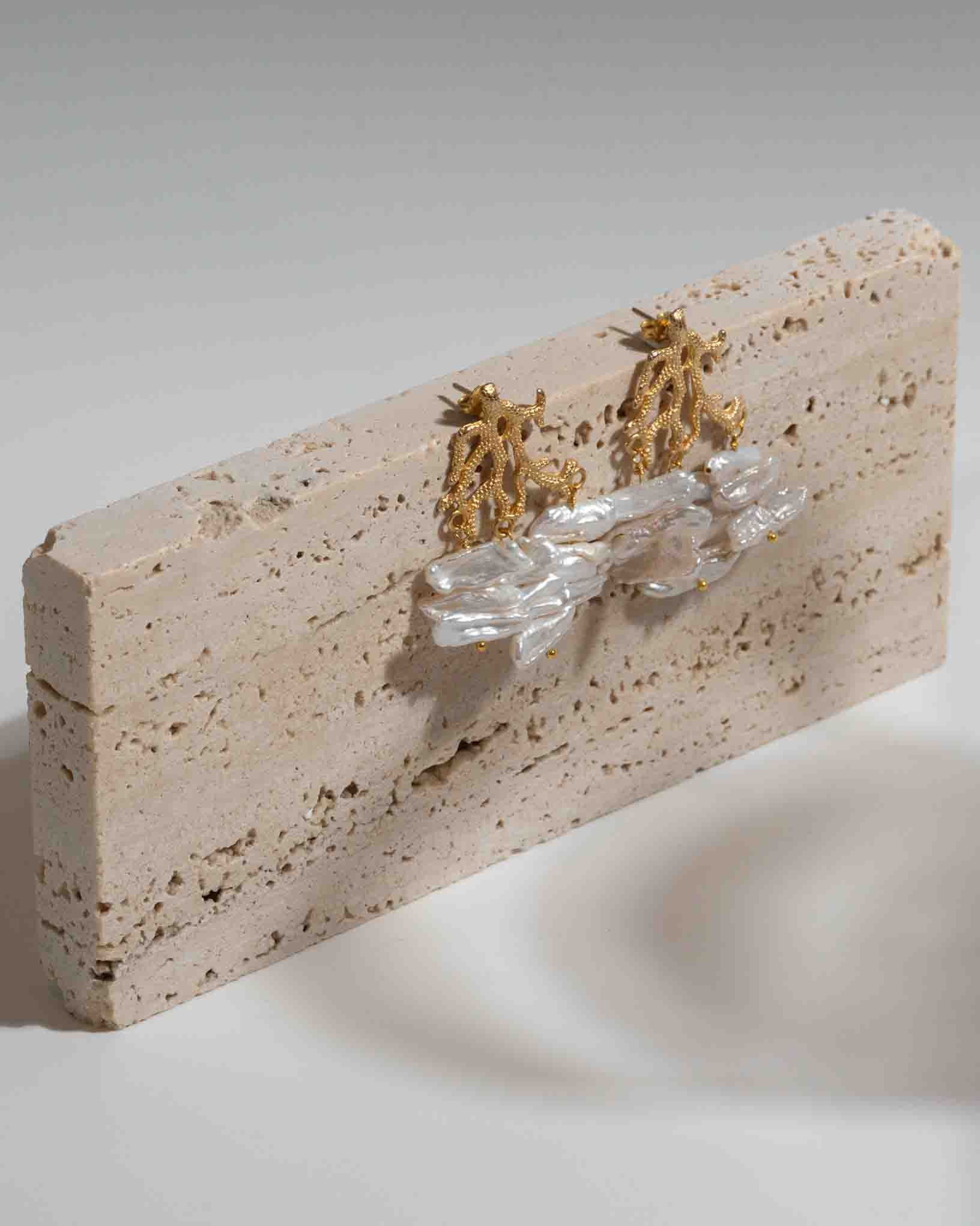 Ohrring Barriera Corallina aus der Kollektion Perle e Coralli von Donna Rachele Jewelry