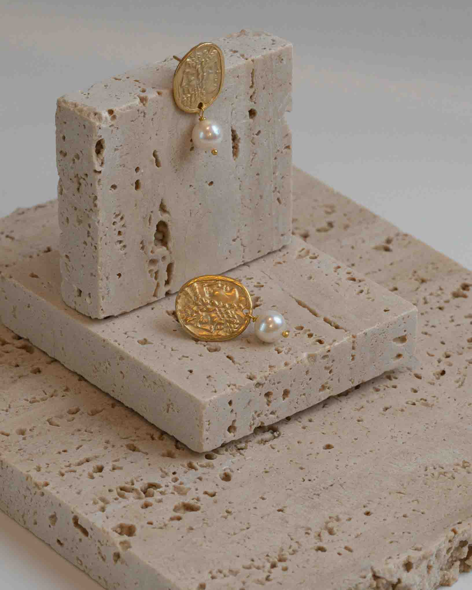 Ohrring Donna Carmela aus der Kollektion Perle e Coralli von Donna Rachele Jewelry