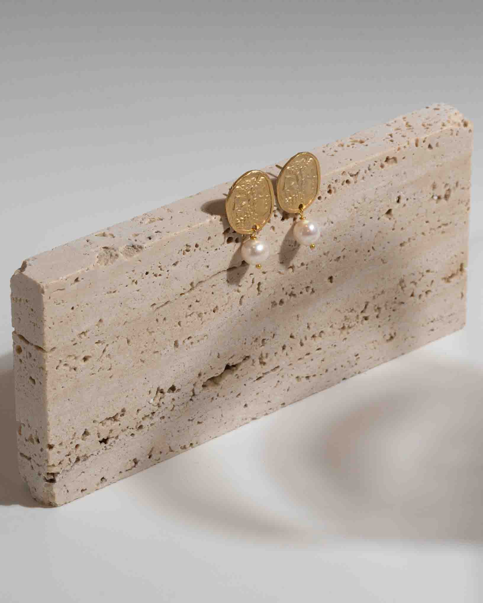 Ohrring Donna Carmela aus der Kollektion Perle e Coralli von Donna Rachele Jewelry