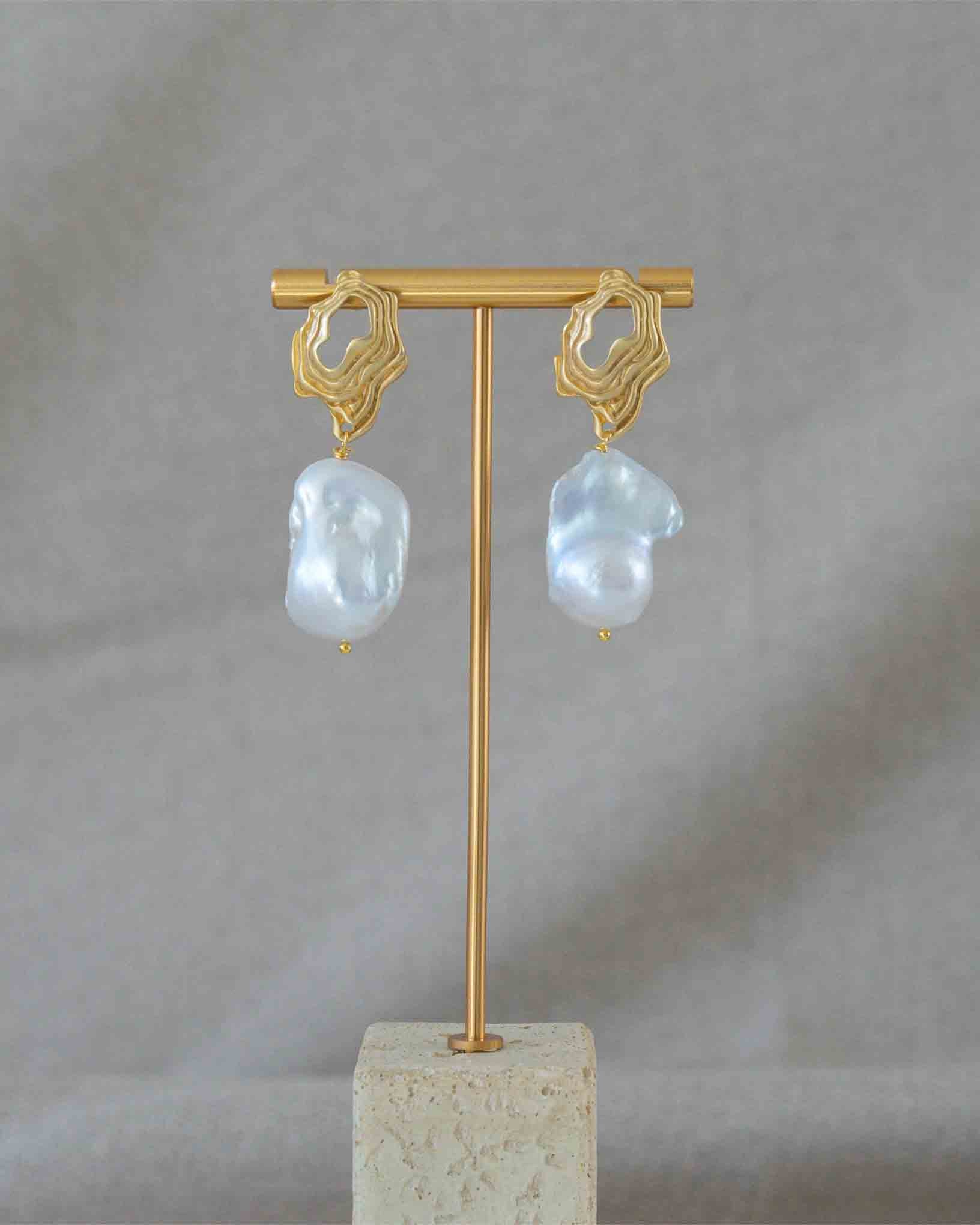 Ohrring Ostro aus der Kollektion Perle e Coralli von Donna Rachele Jewelry