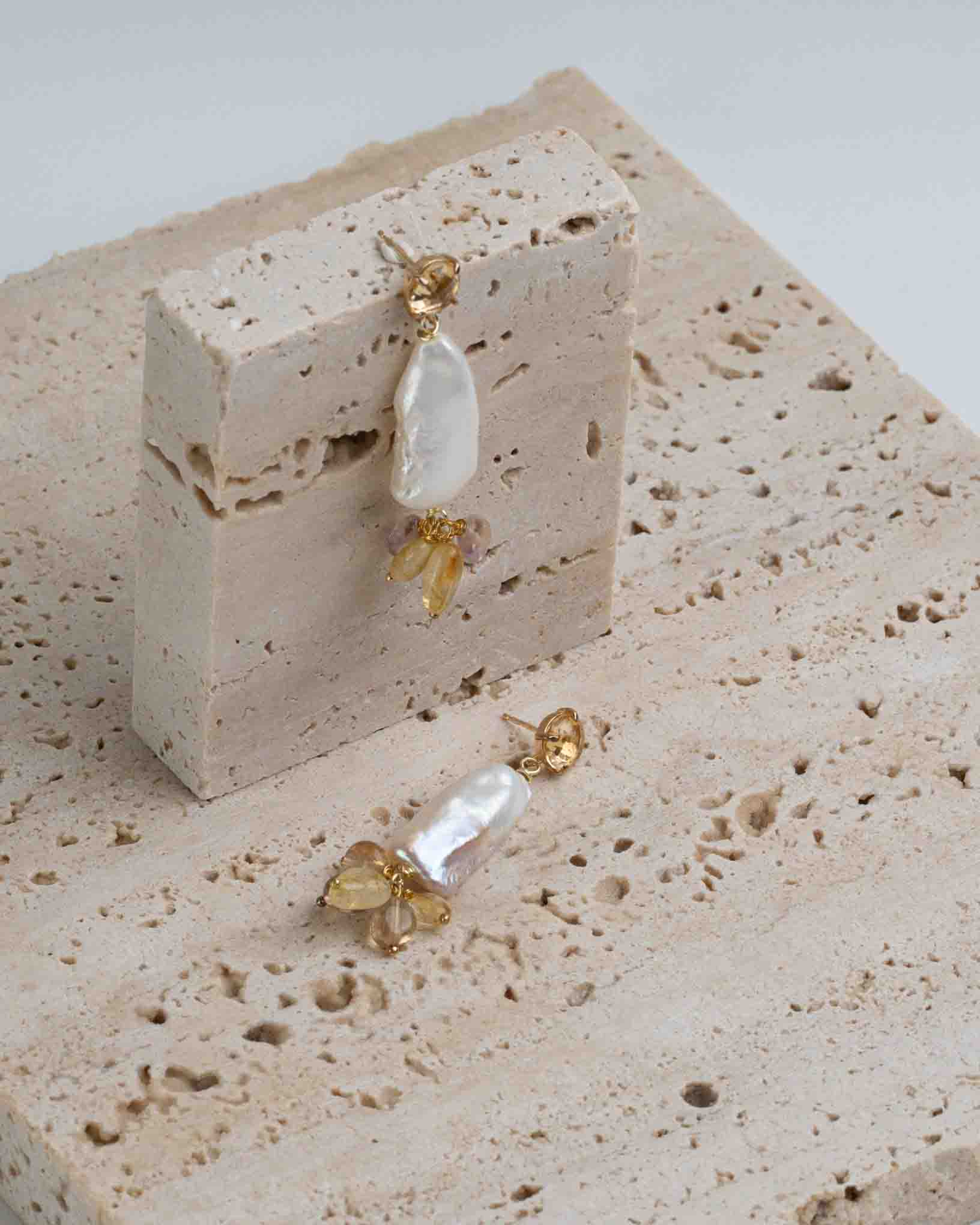 Ohrring Cicade aus der Kollektion I giardini la Mortella von Donna Rachele Jewelry
