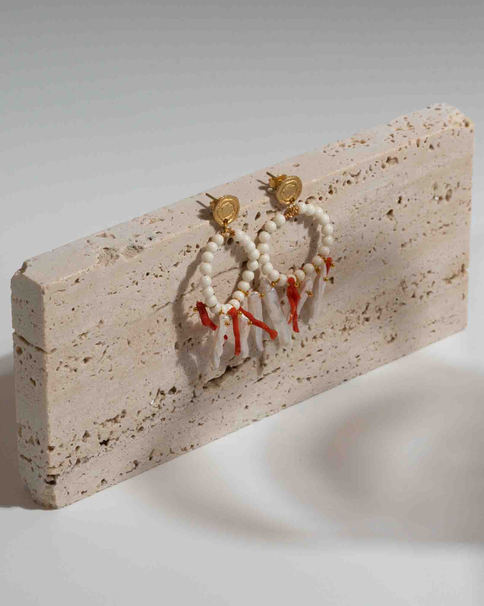 Ohrring Libeccio aus der Kollektion Perle e Coralli von Donna Rachele Jewelry